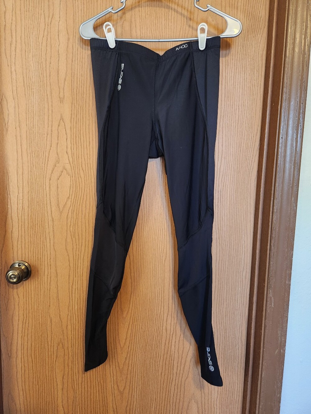 Skins A400 Compression Leggings Women's Size LH Black Cycling Running Training